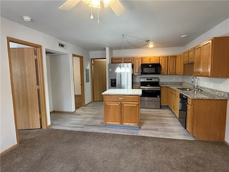 8148 Randall Ln Unit 11, Decatur, AR 72722
