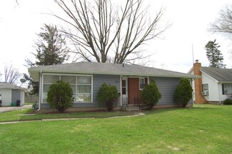 424 Lakelawn Blvd, Aurora, IL 60506