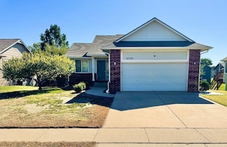 10509 W Yosemite St, Wichita, KS 67215