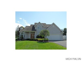 105 Paradise Ln, Oriskany, NY 13424