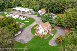 366 Oak Glen Rd, Howell, NJ 07731