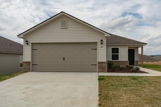 1614 Simmons St, Cullman, AL 35055