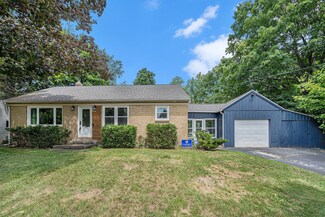 718 Pleasant Ave, Kalamazoo, MI 49008