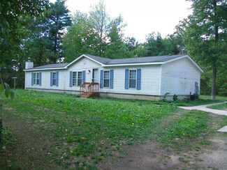 14433 108th Ave, Grand Haven, MI 49417