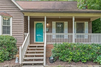 411 Westchester Dr, High Point, NC 27262