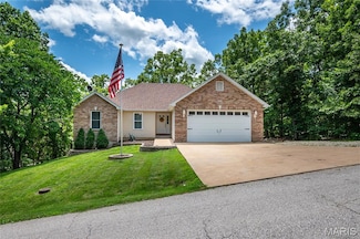 6066 Peachtree Dr, Hillsboro, MO 63050