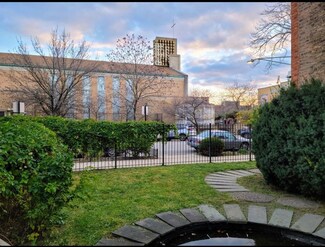 1318 W Ohio St, Chicago, IL 60642