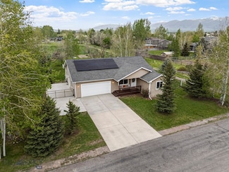 285 Hereford Dr, Belgrade, MT 59714