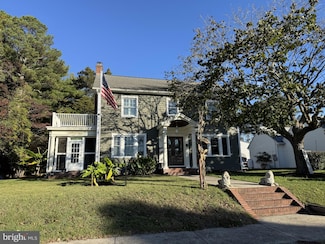 204 Lake Dr, Milton, DE 19968