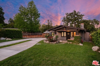 1738 Bellford Ave, Pasadena, CA 91104