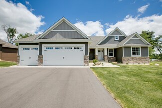 26433 Hunter Ave, Wyoming, MN 55092