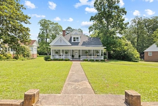 406 N Madison Ave, Eatonton, GA 31024