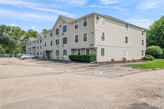 201 Woodlawn Ave Unit 314, North Providence, RI 02904