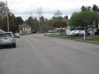 21 Brad Ct, Manchester, NH 03103