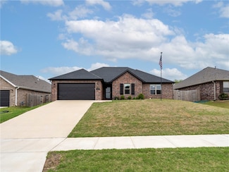 705 W Jillian St, Siloam Springs, AR 72761