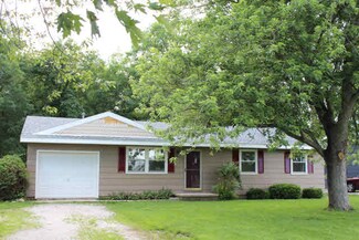 911 S Wood St, Brookston, IN 47923