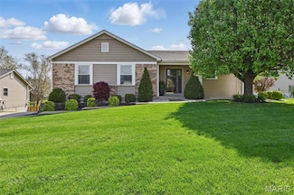 326 Westridge Dr, O Fallon, MO 63366