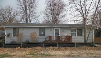408 S 3rd St, Holland, IN 47541