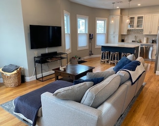 27 Thornley St Unit 2, Dorchester, MA 02125