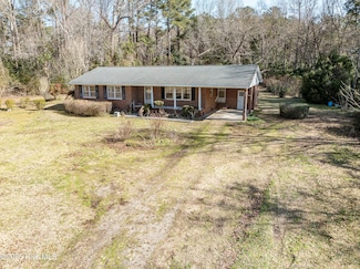 233 Keel Rd, Grantsboro, NC 28529