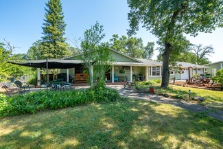 10855 Beaver Rd, Oak Run, CA 96069