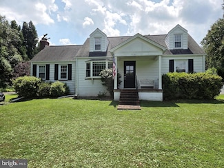 9021 Old Dominion Dr, McLean, VA 22102