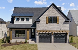 2033 Wt Chandler Blvd, Gallatin, TN 37066