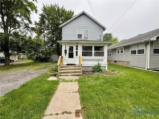 223 E Leggett St, Wauseon, OH 43567