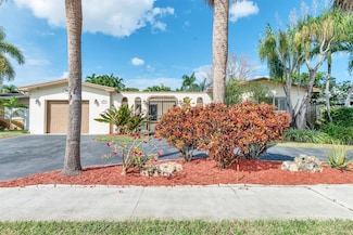 9611 NW 3rd St, Pembroke Pines, FL 33024