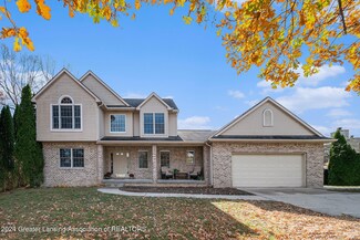 631 Earliglow Ln, Haslett, MI 48840