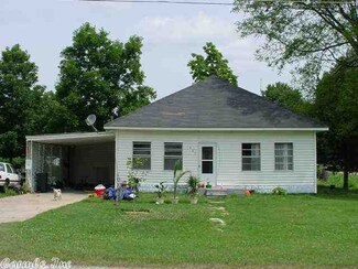 223 E 2nd St, Rector, AR 72461
