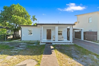 580 E 44th St, Hialeah, FL 33013