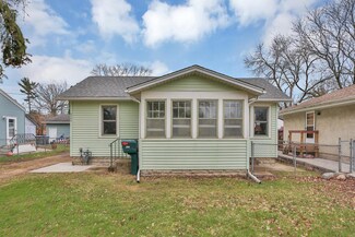 2384 7th Ave E, Saint Paul, MN 55109