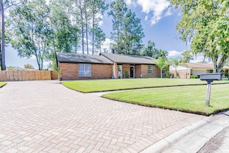 1809 Litchi Ct, Orange Park, FL 32073