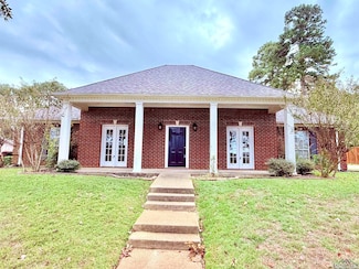 605 Cal Young Rd, Hallsville, TX 75650