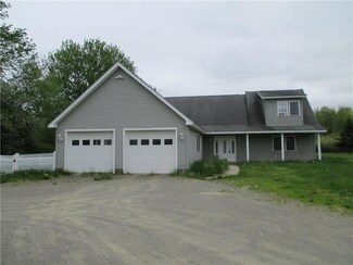 20 Turkey Ln, Orrington, ME 04474