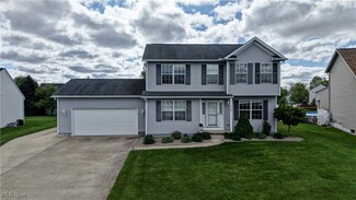 2768 Captens St NE, Canton, OH 44721