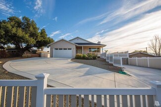 60 Santa Ana Way, Oak View, CA 93022