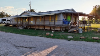 1504 Rr 261, Buchanan Dam, TX 78609
