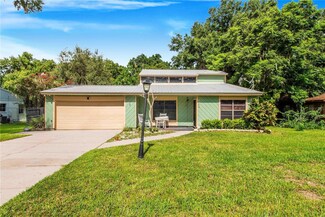 6233 Christina Groves Cir W, Lakeland, FL 33813