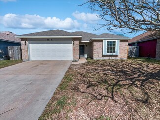 2613 Raintree Trail, Ingleside, TX 78362