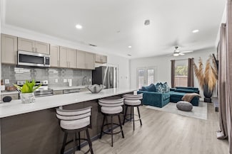 3144 Harmon St, Dallas, TX 75215