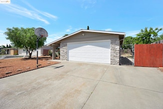 2049 Plum Tree Way, Fairfield, CA 94533