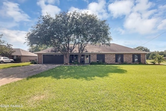 302 Willow Wood Dr, New Iberia, LA 70563