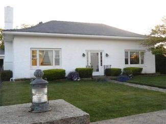 68 Marmion Way, Rockport, MA 01966