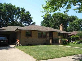 524 Frontenac Ave, Stevens Point, WI 54481