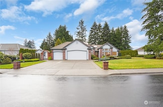 6733 Troon Ln SE, Olympia, WA 98501