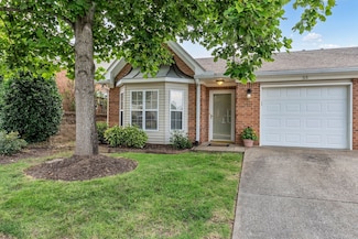 33 Holland Park Ln, Franklin, TN 37069