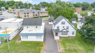 1570 Mount Hope Ave, Rochester, NY 14620