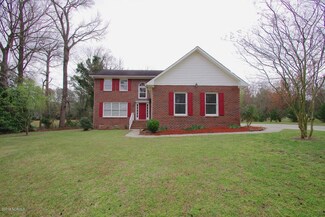 140 Bowden Dr, Kenansville, NC 28349